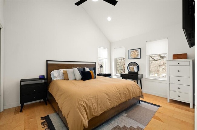 Building Photo - 902 Garden Villa Ct