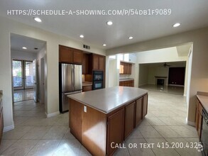 Building Photo - Move-In Special: Enjoy Reduced Annualized ...