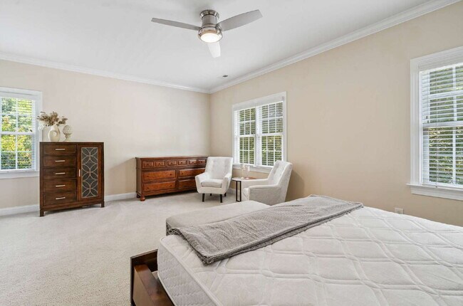 Building Photo - Furnished 4 Bed/3 Full Bath Home in Cary!