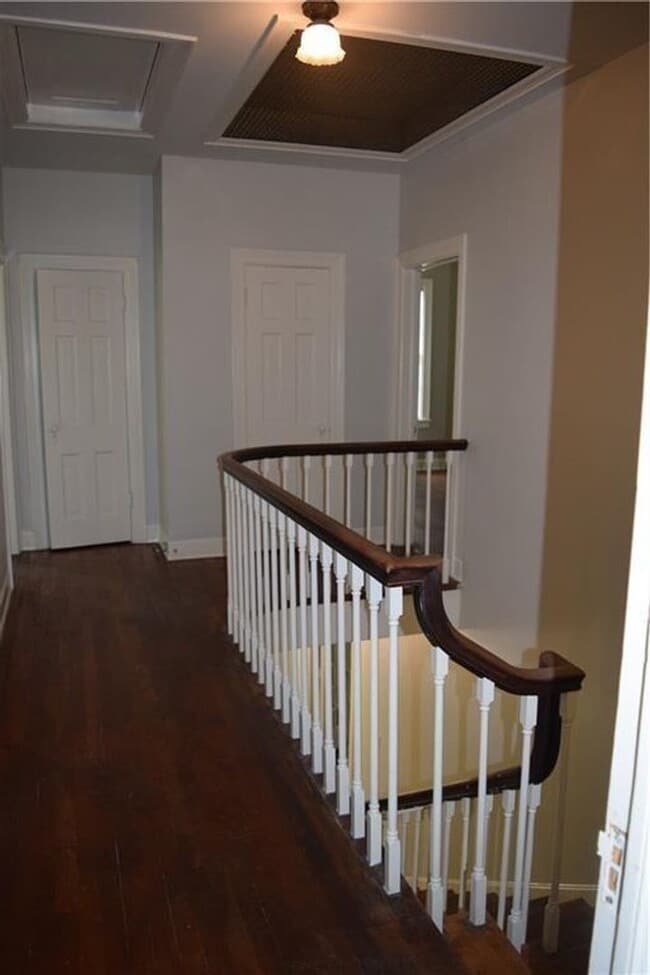 Building Photo - Amazing 7 bed in west Campus for Aug 2026