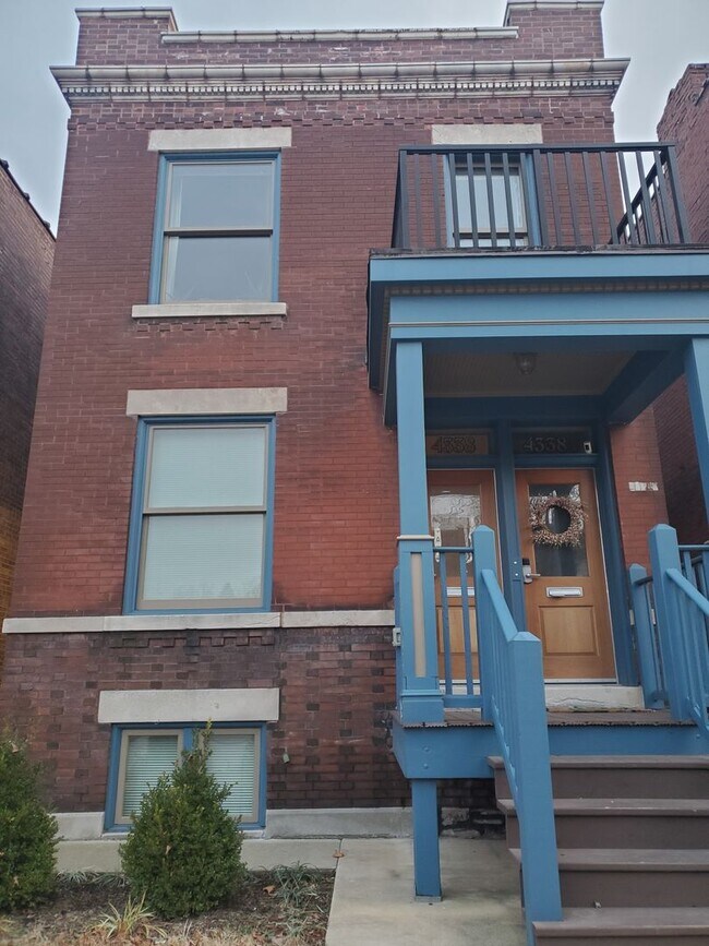 Primary Photo - 4338LC Arco Ave. (Mahogany)