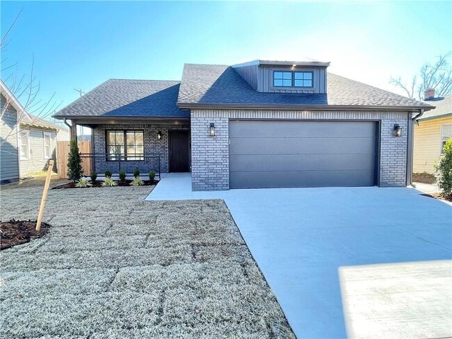 Building Photo - Charming 3-Bed Oasis in Central OKC