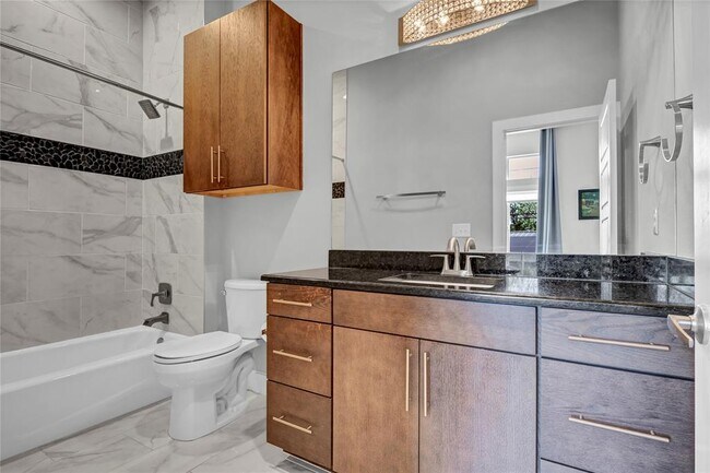 Building Photo - 3504 Clawson Rd