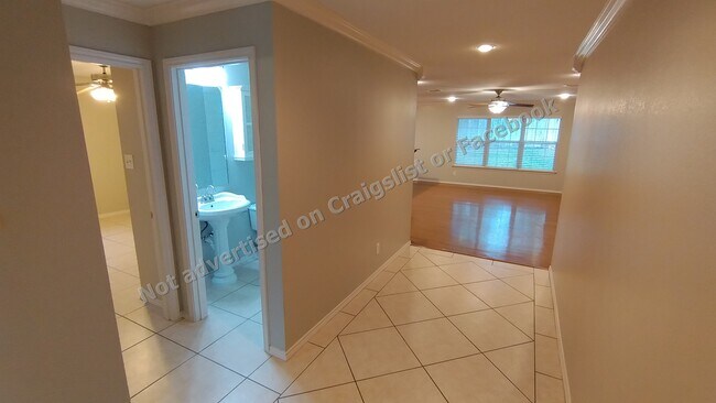 Building Photo - 13627 Puro Oro Dr