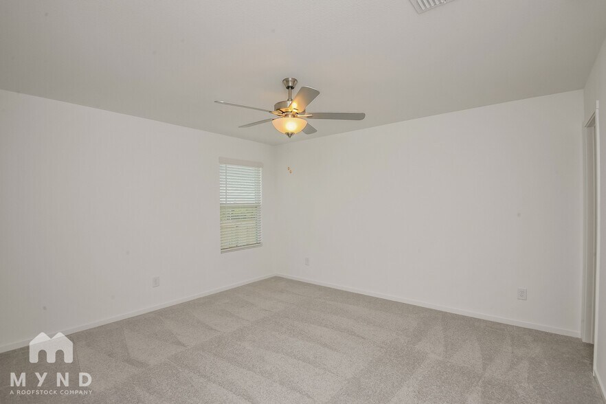 Building Photo - 2744 Mistwood Dr