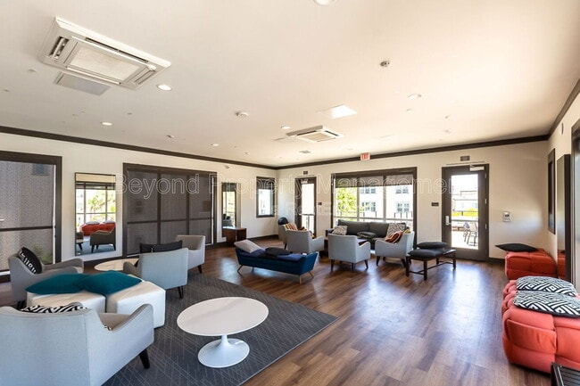 Building Photo - 5405 Beach Grass Ln