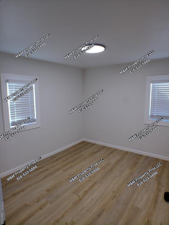 Building Photo - 8208 W 81st St