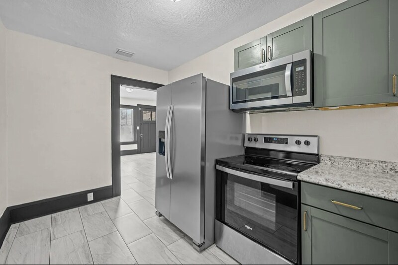 Building Photo - 2923 Rosselle St