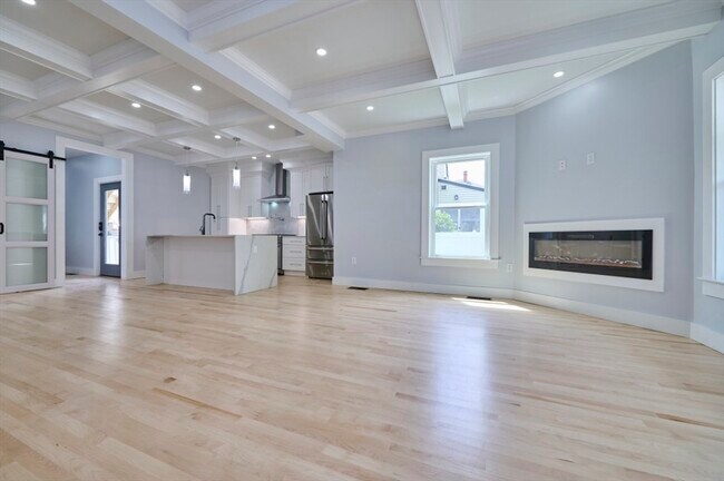 Building Photo - 97 Oakton Ave