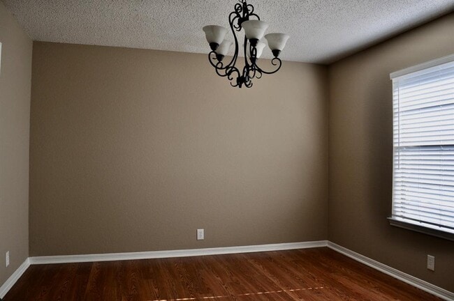 Building Photo - 8304 Red Willow Dr