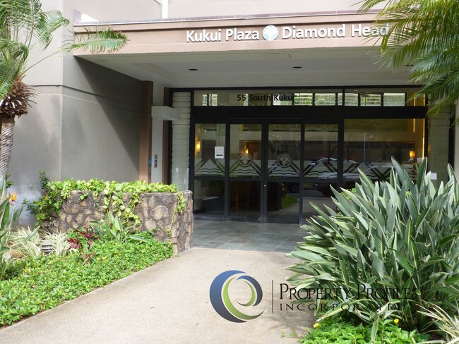 Building Photo - Kukui Plaza - 1 Bedroom 1 Bath 1 Parking U...