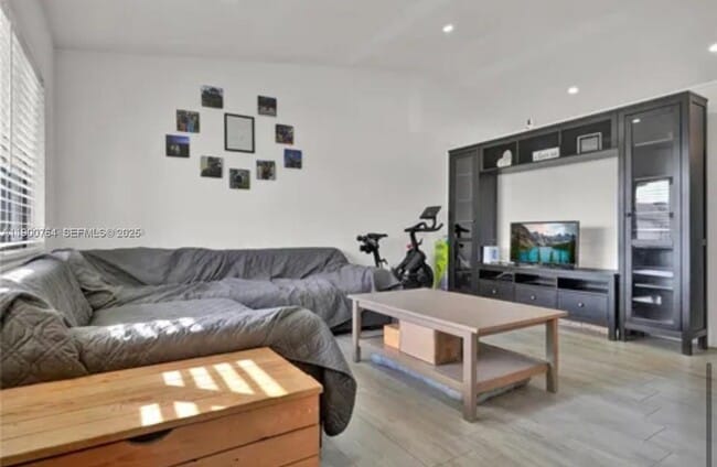 Building Photo - 4800 SW 136th Pl