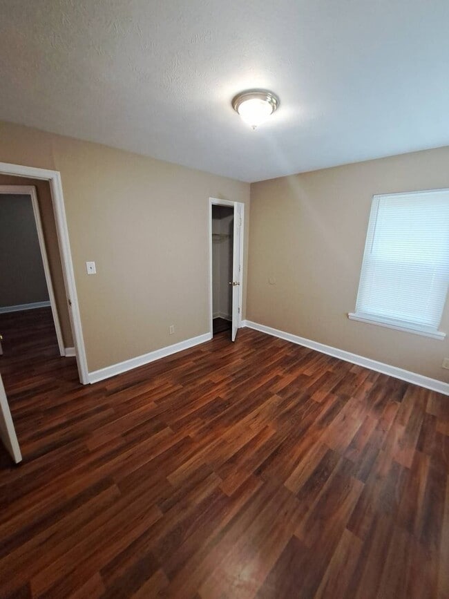 Building Photo - 3 Bedroom 1 bath house in Morristown, TN