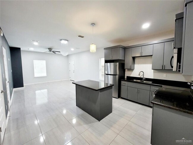 Building Photo - 2101 Taxco Ct