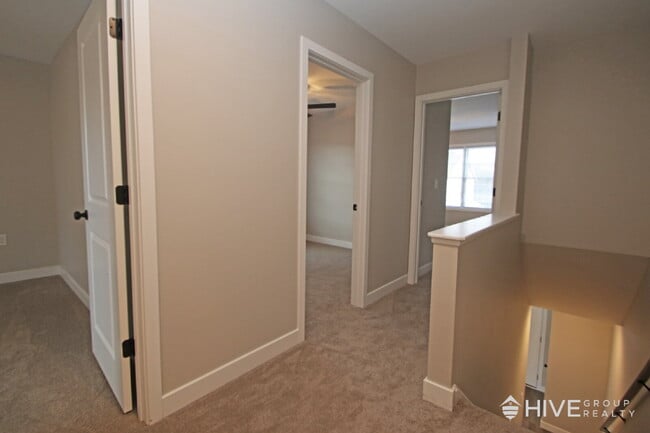 Building Photo - Brand-New End Unit Townhome in Harrisonburg!