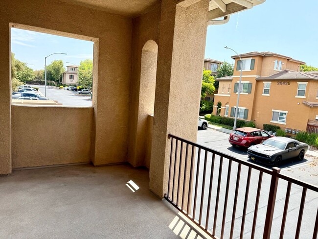 Building Photo - Beautiful Condo Available in Murrieta