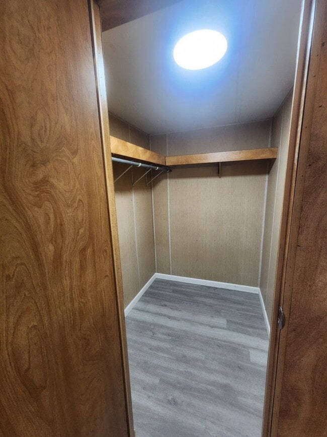 Building Photo - 3 Bedroom, 2 Bathroom Rental NOW Available!