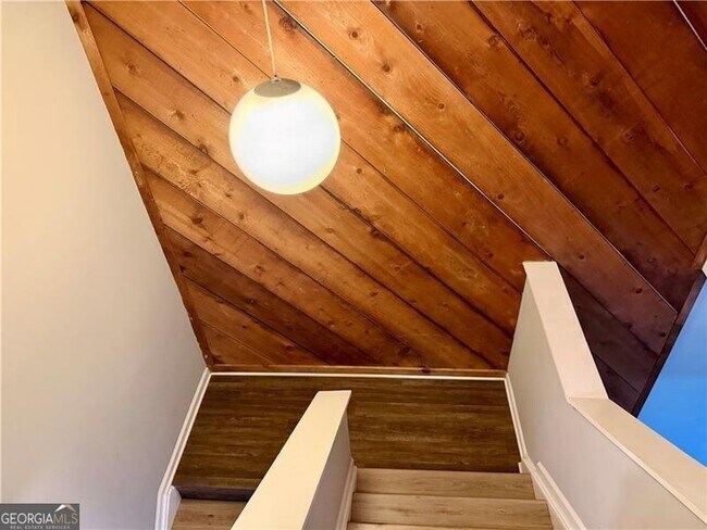 Building Photo - 1059 Mariners Dr