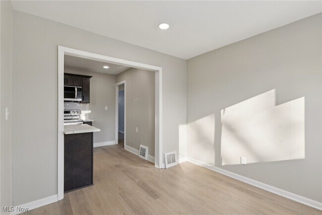 Building Photo - 21316 Watson Rd