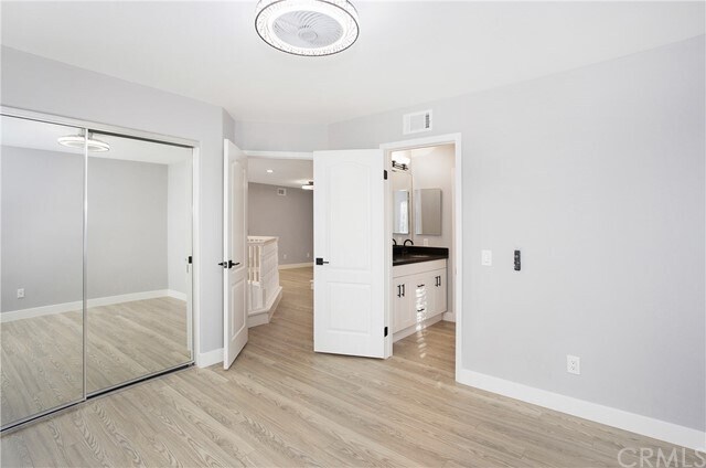Building Photo - 131 Mira Mesa