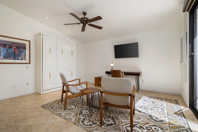 Building Photo - 44837 Oro Grande Cir
