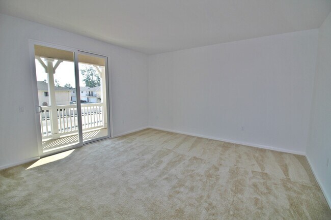 Building Photo - The Westerlies | 4 bedroom + 3.5 bathroom ...