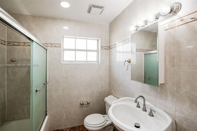 Building Photo - 5961 NW 14th Ct