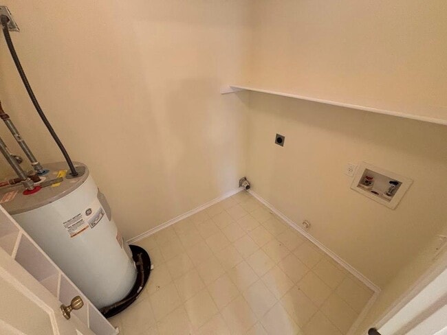 Building Photo - 7408 Pusch Ridge Loop
