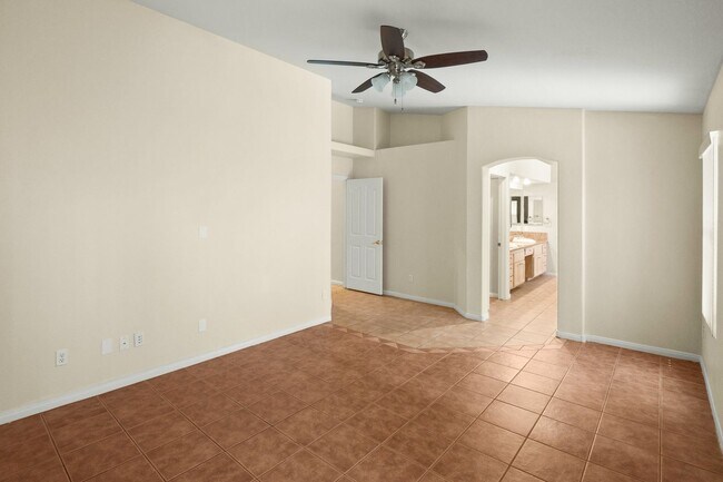 Building Photo - SW!! Single Story!! Pool!! NO HOA!!  Corne...