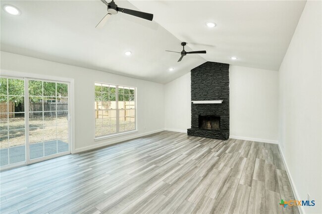 Building Photo - 1702 Wagon Gap Dr