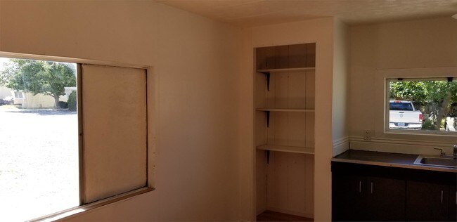 Building Photo - 680 East St