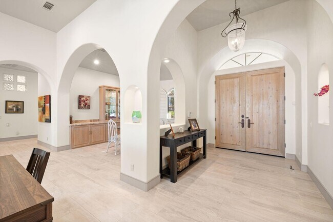 Building Photo - 73110 Calliandra St