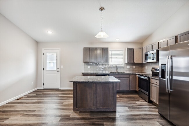 Building Photo - 10603 E Kinkaid Cir