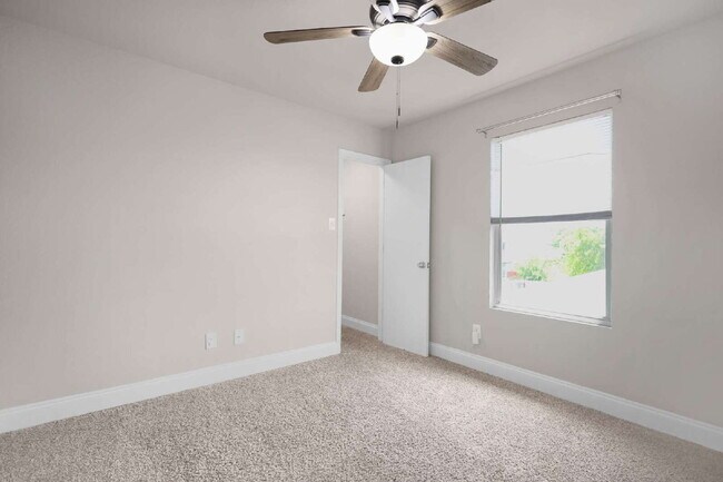 Building Photo - Application fee waived for approved applications. Contact us for details. Spacious 4-bedroom, 2.5...
