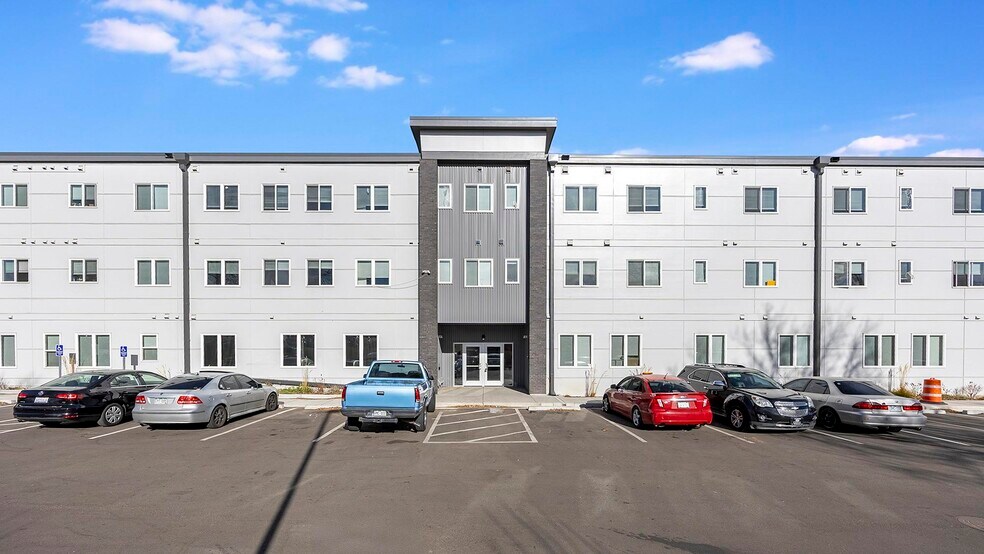 Building Photo - 2720 S Federal Blvd