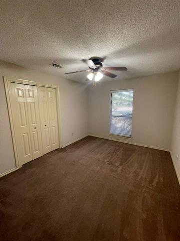 Building Photo - 922 Kingston Dr