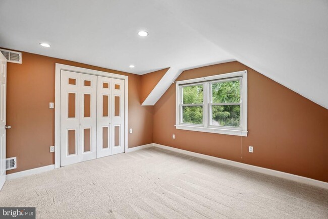 Building Photo - 4006 Dubois Ct