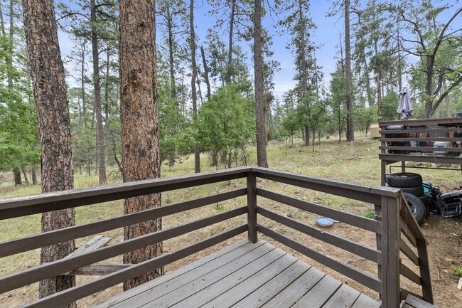 Building Photo - 100 Apache Hills Dr