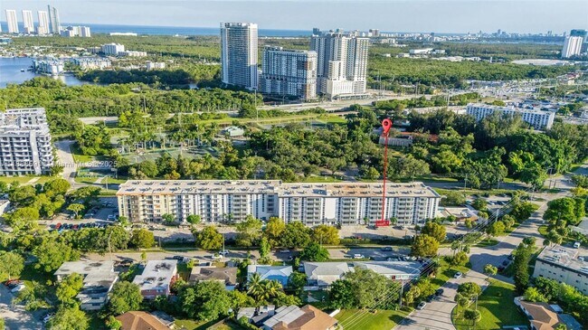 Building Photo - 16851 NE 23rd Ave