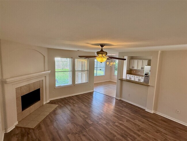 Building Photo - 21315 Bella Mountain Dr