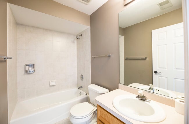 Building Photo - 8444 Dunmore Dr