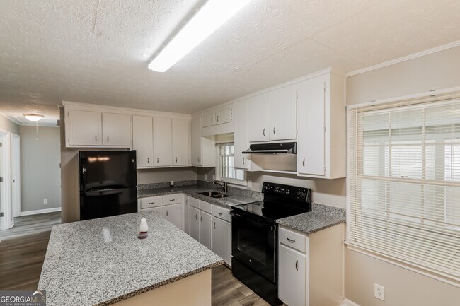 Building Photo - 941 Grier Rd