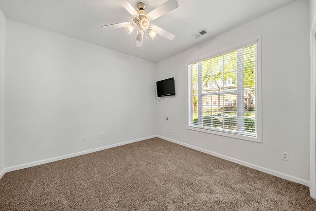 Building Photo - 1425 Ferocity Ridge Way NW