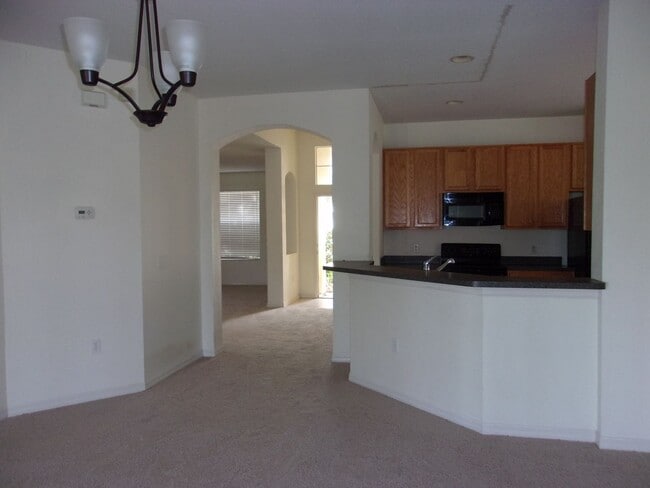 Building Photo - SPRING RIDGE COMMUNITY