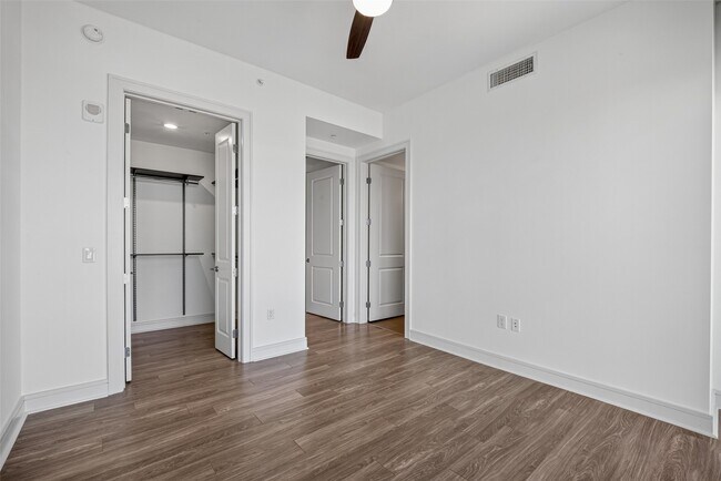 Building Photo - 2651 Kipling St