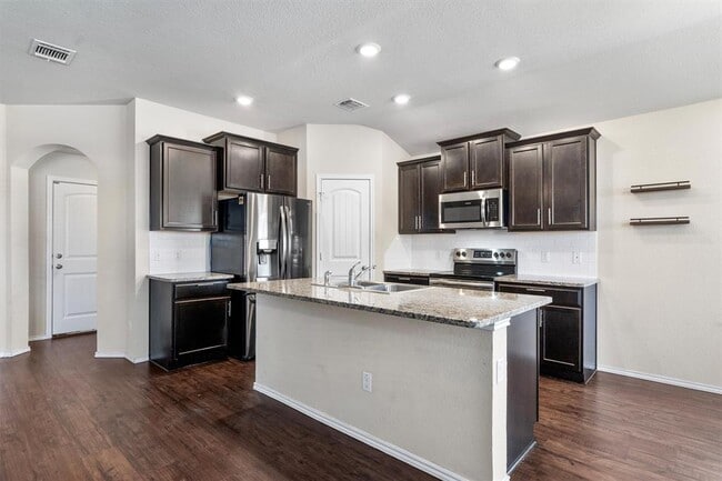 Building Photo - 122 Beth Ann Loop