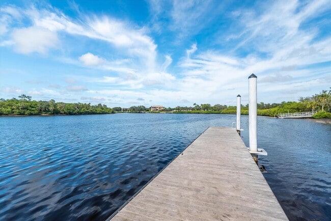 Building Photo - 2428 129th Ave E