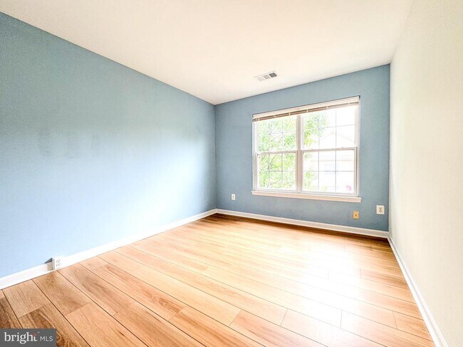 Building Photo - 11438 Abner Ave