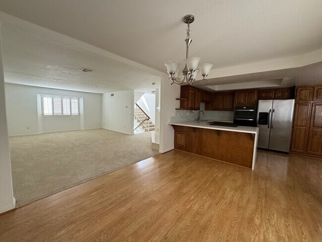 Primary Photo - 1307 W 7th St