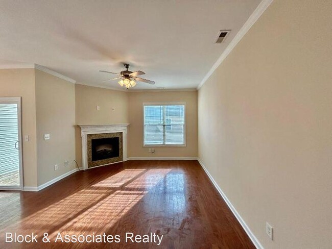 Building Photo - 4 br, 3.5 bath House - 705 Keystone Park D...